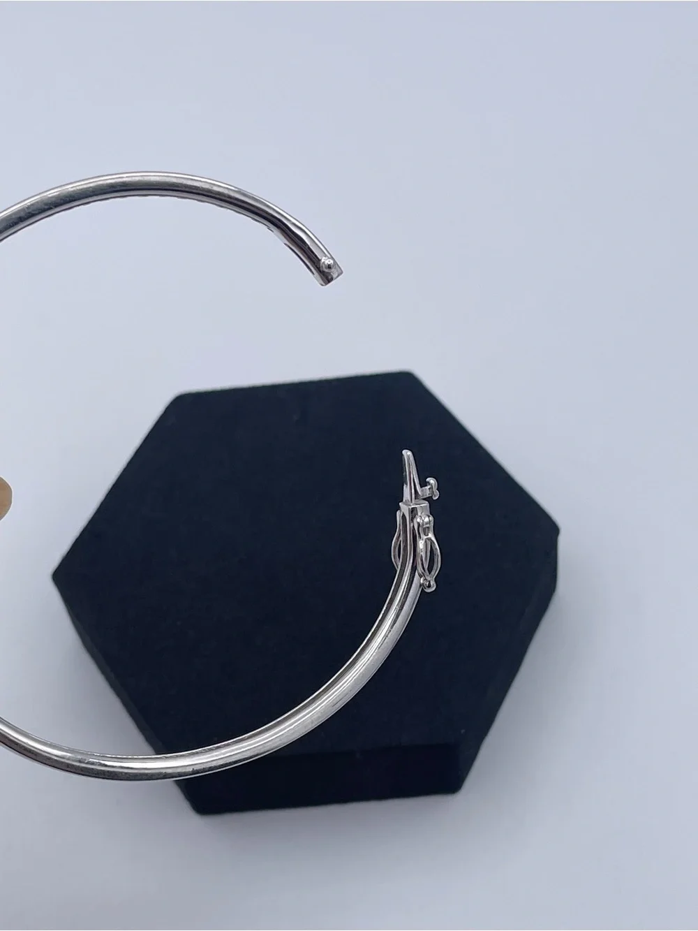 QVC Epiphany Diamonique Sterling Silver CZ Bangle Bracelet Platinum Clad 14.9g